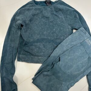 Blue Victoria Secret PINK seamless set Small Legging And Medium Top READ